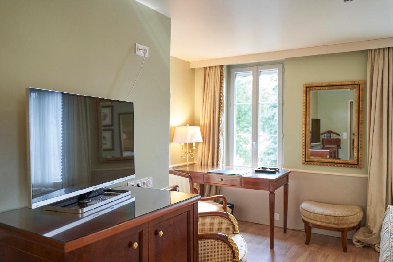 Hotel Les Contes De Bruyeres Servieres-le-Chateau Εξωτερικό φωτογραφία